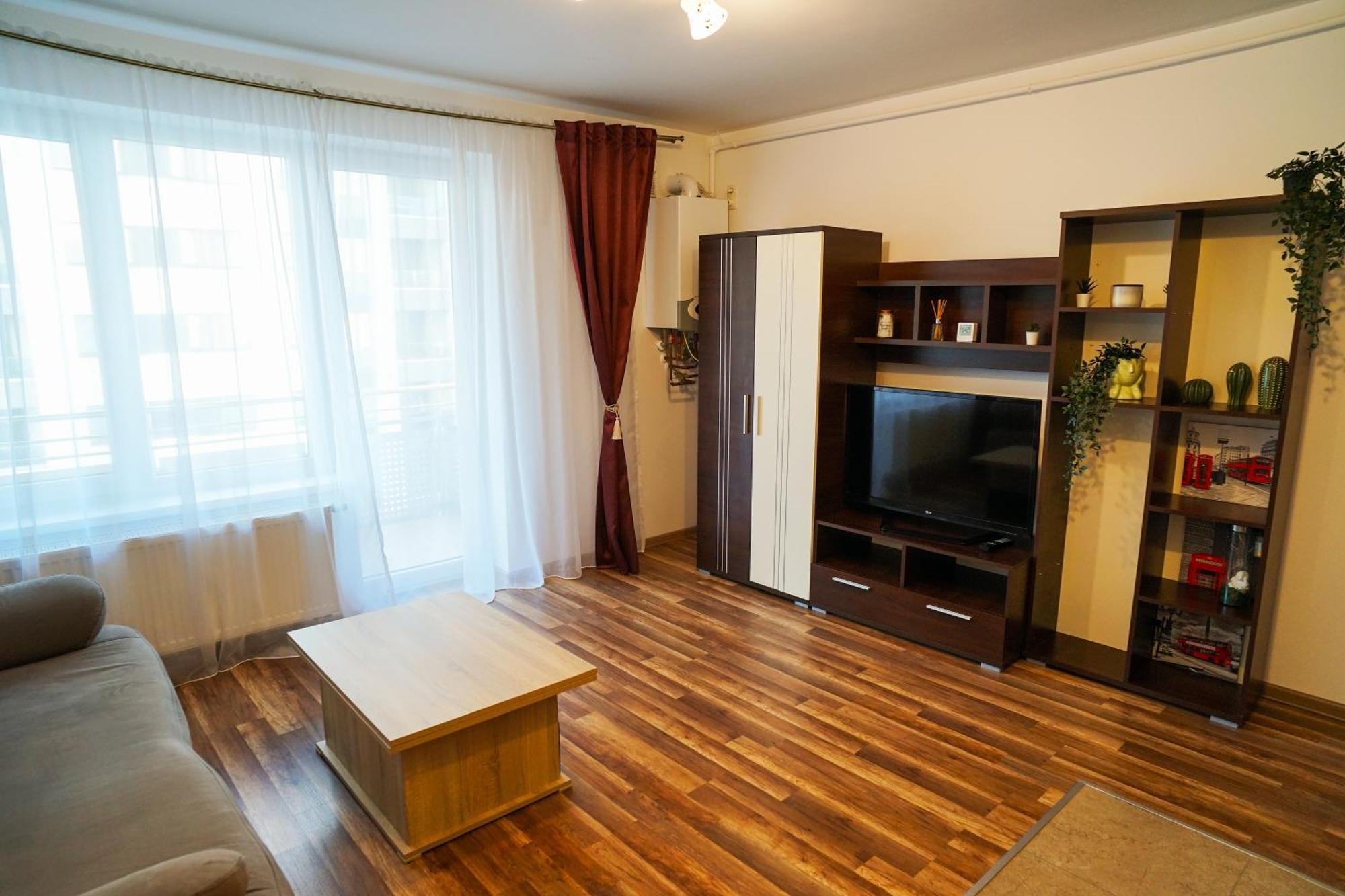 Mirandis Apartments - Comfort & Private Parking Near Coresi Mall Braşov Buitenkant foto