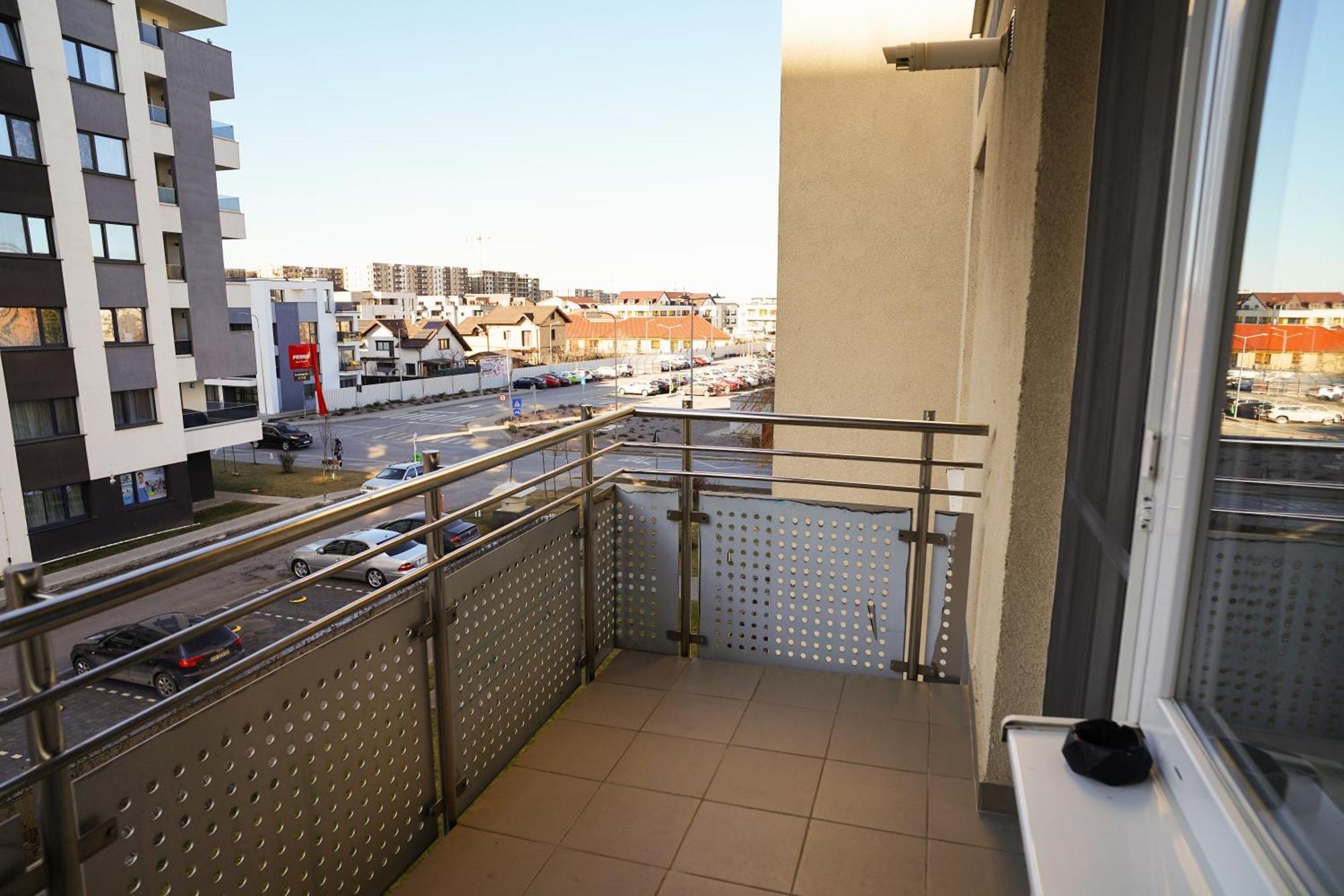 Mirandis Apartments - Comfort & Private Parking Near Coresi Mall Braşov Buitenkant foto