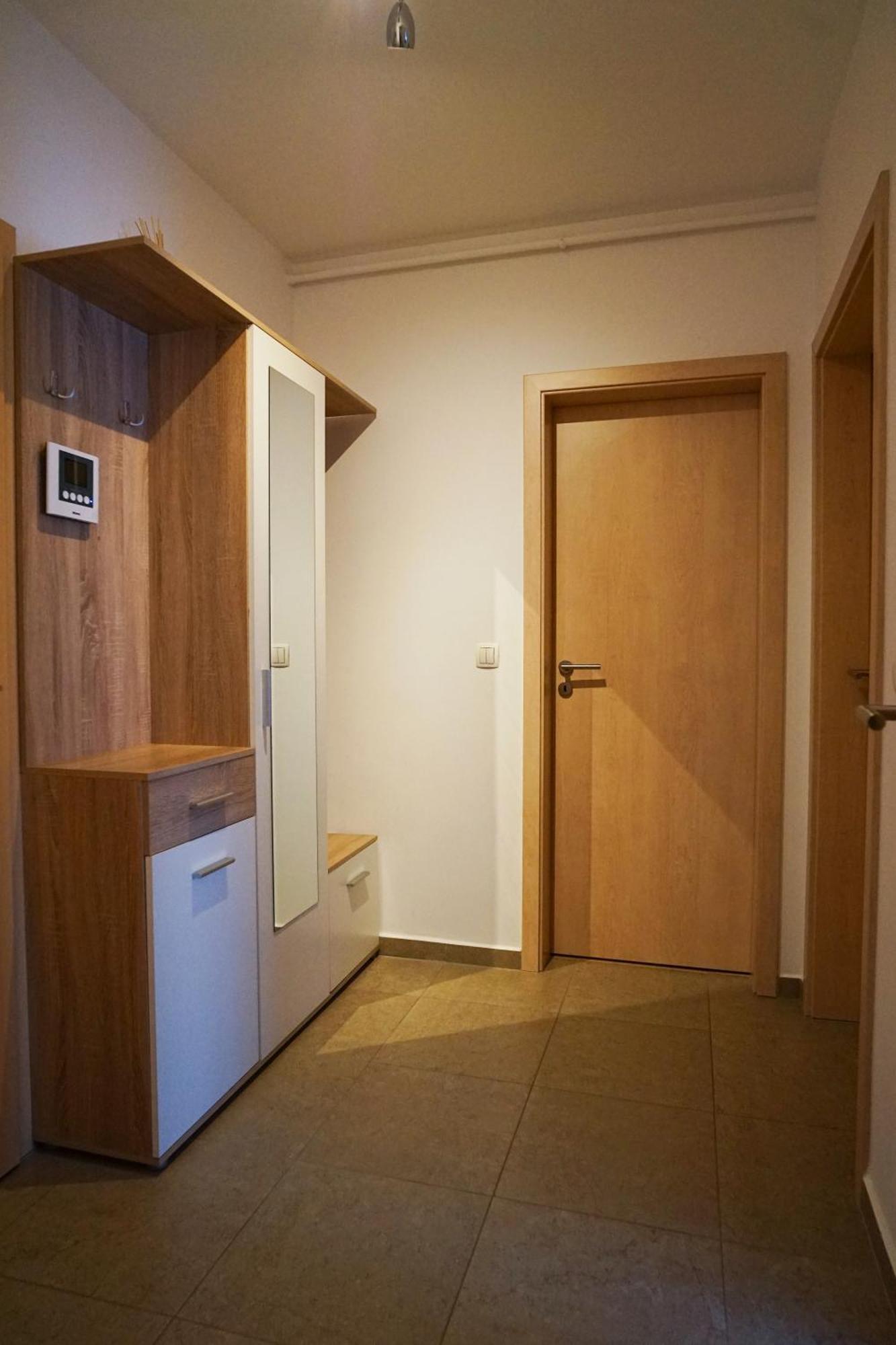 Mirandis Apartments - Comfort & Private Parking Near Coresi Mall Braşov Buitenkant foto