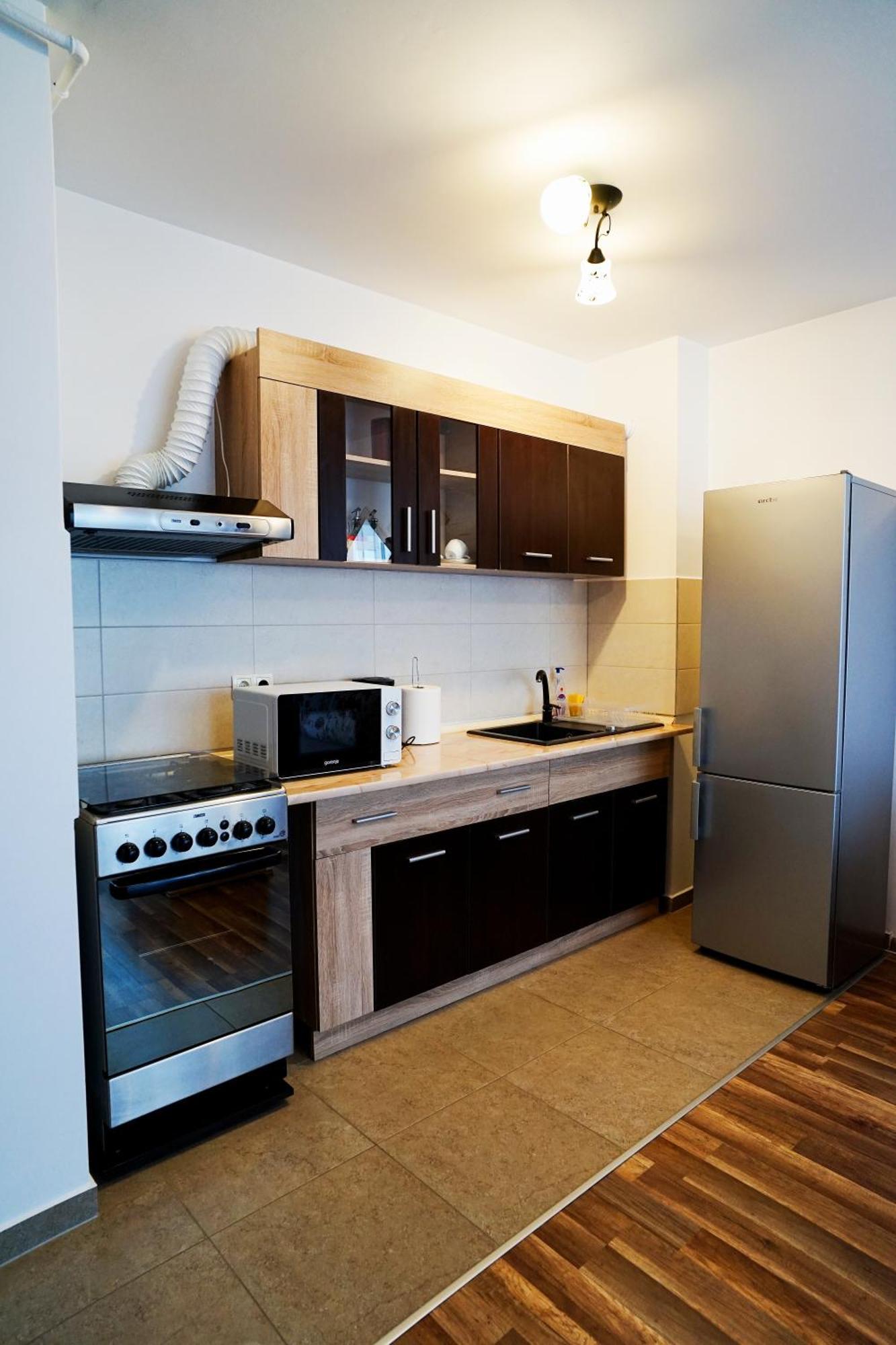 Mirandis Apartments - Comfort & Private Parking Near Coresi Mall Braşov Buitenkant foto