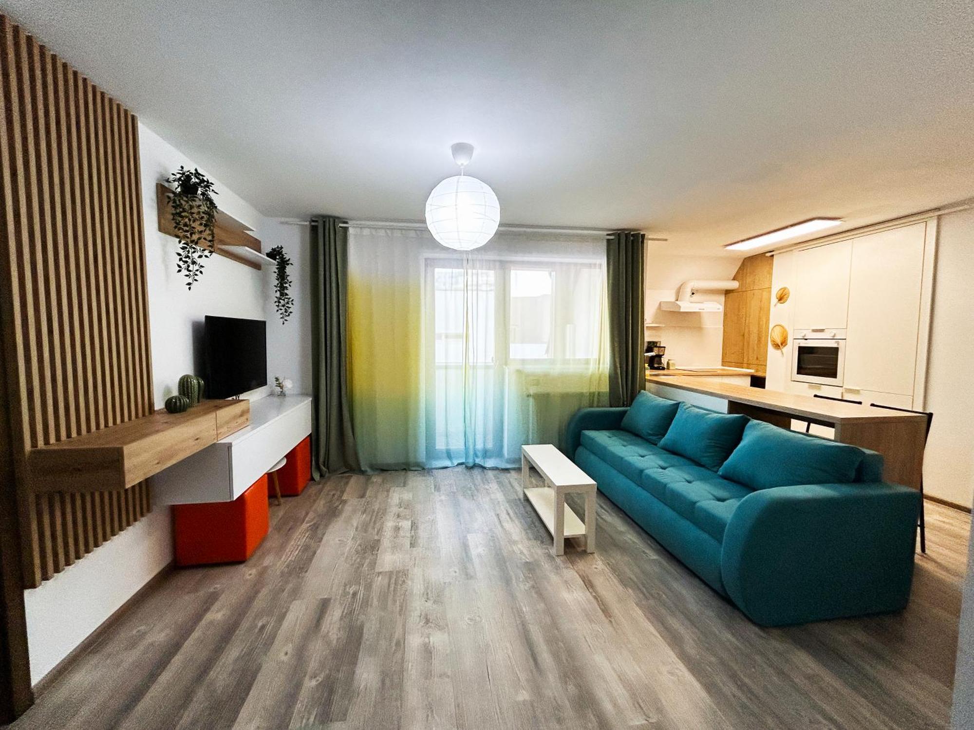 Mirandis Apartments - Comfort & Private Parking Near Coresi Mall Braşov Buitenkant foto
