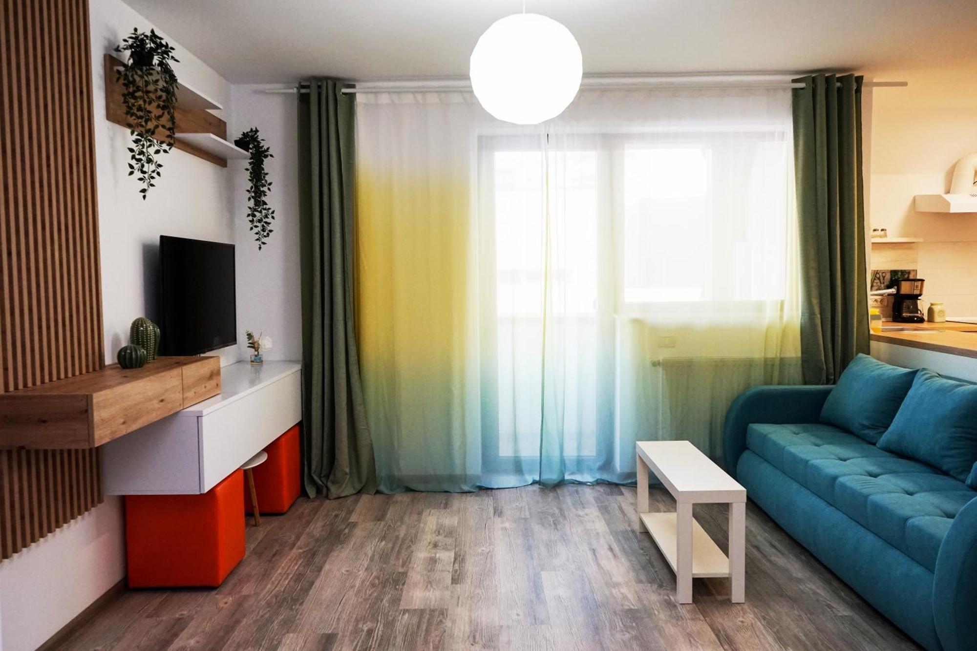 Mirandis Apartments - Comfort & Private Parking Near Coresi Mall Braşov Buitenkant foto